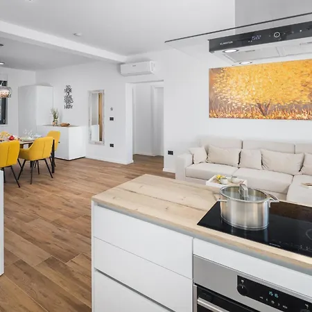 Vikendica - Porec-radmani *